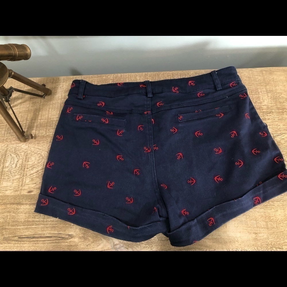 Adorable Anchor Shorts - Picture 3 of 6